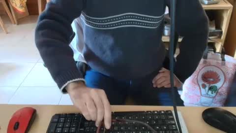 Snapshot of angelgarcia269 chatting on 05/19/26, 12:22 angelgarcia269 online show from 05/19/26, 12:22