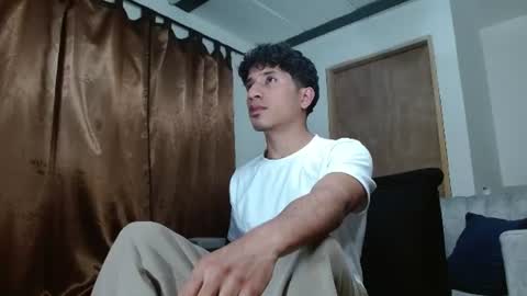 Snapshot of angelhil chatting on 07/26/26, 02:31 Angel of littlebandido online show from 07/26/26, 02:31
