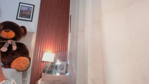 Snapshot of angeli_sexi chatting on 05/15/26, 11:01 Carolina online show from 05/15/26, 11:01