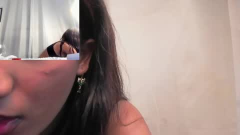 Snapshot of angeli_sexi chatting on 05/15/26, 11:34 Carolina online show from 05/15/26, 11:34