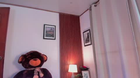 Snapshot of angeli_sexi chatting on 05/23/26, 01:11 Carolina online show from 05/23/26, 01:11