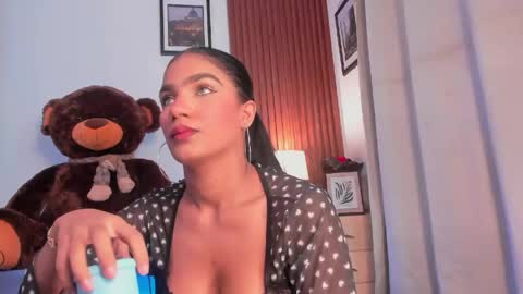 Snapshot of angeli_sexi chatting on 05/27/26, 12:51 Carolina online show from 05/27/26, 12:51
