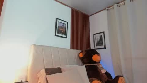 Snapshot of angeli_sexi chatting on 06/12/26, 12:42 Carolina online show from 06/12/26, 12:42