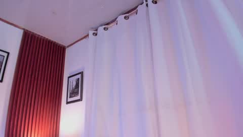 Snapshot of angeli_sexi chatting on 06/17/26, 11:49 Carolina online show from 06/17/26, 11:49