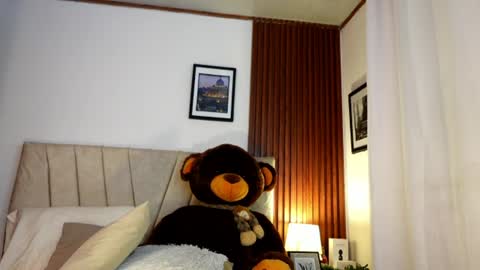 Snapshot of angeli_sexi chatting on 06/28/26, 12:38 Carolina online show from 06/28/26, 12:38