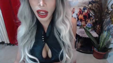 DIVINE ANGEL online show from 02/14/25, 10:07