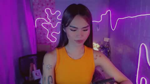 Snapshot of angelic_sex chatting on 05/27/26, 01:57 Angelica online show from 05/27/26, 01:57