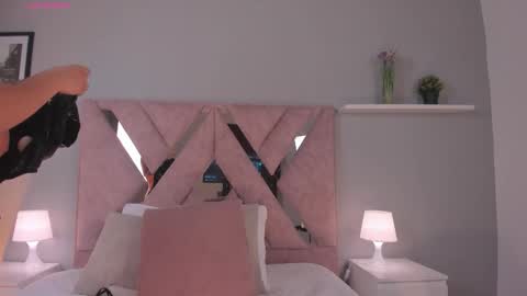 Angelica Cross online show from 02/19/26, 08:05