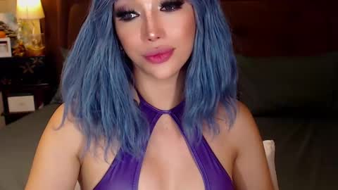 Snapshot of angelicqueents chatting on 02/10/25, 02:59 MS. AMALIA online show from 02/10/25, 02:59