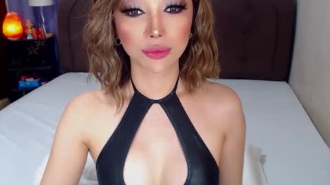 MS. AMALIA online show from 03/22/26, 08:18