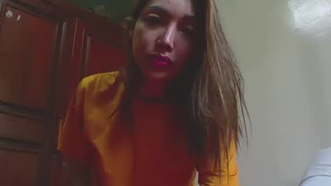 Snapshot of angelicqueents chatting on 05/22/26, 03:13 MS. AMALIA online show from 05/22/26, 03:13