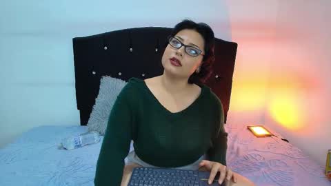 Snapshot of angelik_fooxxx chatting on 02/22/26, 12:45 Angelik online show from 02/22/26, 12:45