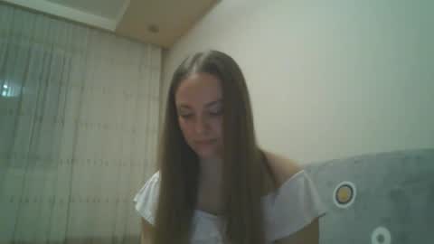 Snapshot of angelina_26 chatting on 09/26/25, 06:34 Angelina 26 online show from 09/26/25, 06:34
