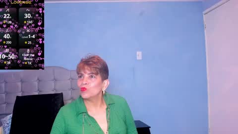 Snapshot of angelina_stone_65 chatting on 12/21/24, 05:07 Angelina online show from 12/21/24, 05:07