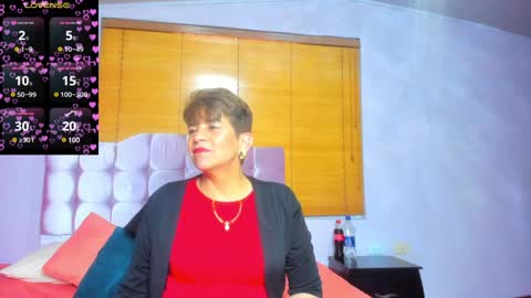 Snapshot of angelina_stone_65 chatting on 01/07/25, 10:41 Angelina online show from 01/07/25, 10:41