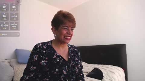 Snapshot of angelina_stone_65 chatting on 02/10/25, 02:05 Angelina online show from 02/10/25, 02:05