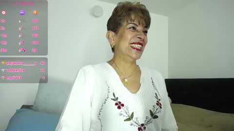 Snapshot of angelina_stone_65 chatting on 03/01/25, 10:10 Angelina online show from 03/01/25, 10:10