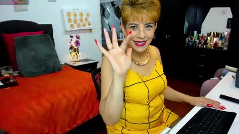 Snapshot of angelina_stone_65 chatting on 07/19/26, 11:08 Angelina online show from 07/19/26, 11:08