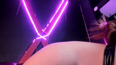 ANGELINA   online show from 12/04/25, 11:41