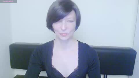 Snapshot of angelinalov_ chatting on 02/07/25, 11:23 Angelina online show from 02/07/25, 11:23
