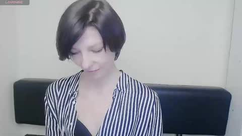 Snapshot of angelinalov_ chatting on 02/25/25, 10:37 Angelina online show from 02/25/25, 10:37
