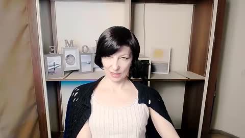 Angelina online show from 02/02/26, 10:14