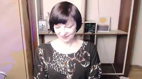 Angelina online show from 04/12/26, 08:41