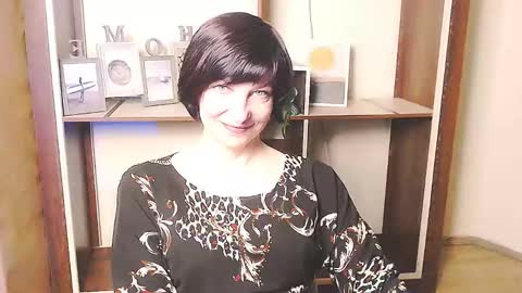 Angelina online show from 04/24/26, 10:39