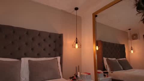   online show from 01/12/25, 12:39