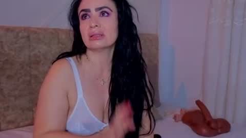 Snapshot of angelinarouse_ chatting on 06/13/26, 03:15 angelinarouse_ online show from 06/13/26, 03:15