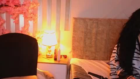 Snapshot of angelinarouse_ chatting on 07/23/26, 01:58 angelinarouse_ online show from 07/23/26, 01:58
