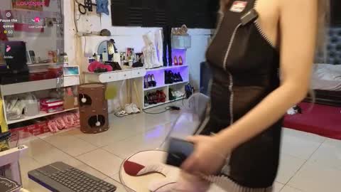 Angel online show from 03/04/26, 02:39