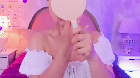 angeline online show from 04/05/26, 12:24