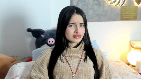 Angeline Smith  online show from 10/13/25, 04:56