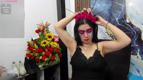 angeline online show from 10/31/25, 09:10