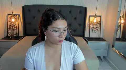 ANGELINE online show from 02/25/26, 07:34