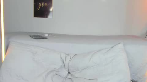 angelinepossy online show from 03/09/25, 12:00