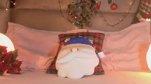 angelinepossy online show from 12/15/25, 08:57