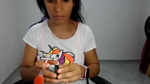 angela online show from 06/08/26, 07:25