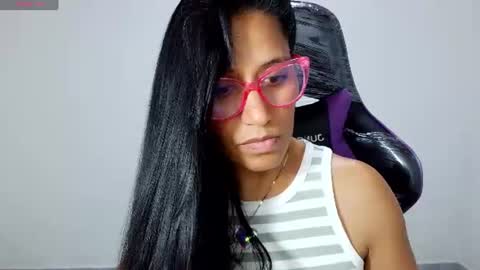 angela online show from 07/22/26, 07:49