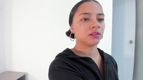 A F R O D I T A online show from 12/18/25, 11:05