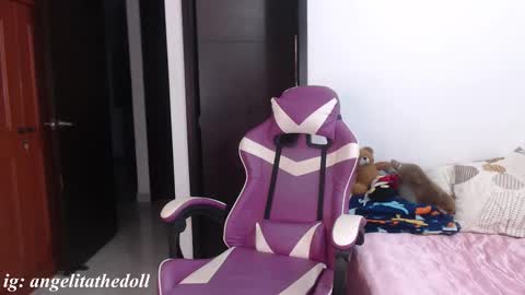 angelita independent model online show from 09/19/25, 04:25