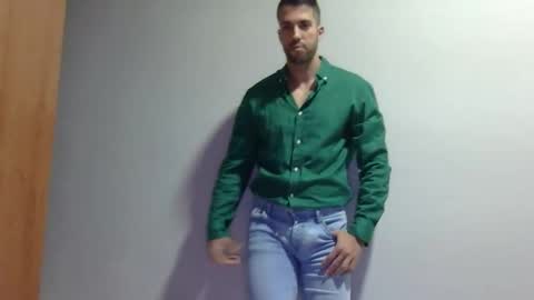 Snapshot of angell102890 chatting on 11/01/25, 09:50 angell102890 online show from 11/01/25, 09:50