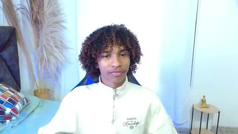 Angel online show from 12/20/25, 09:44