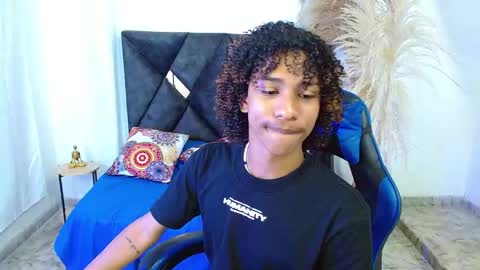 Angel online show from 03/09/26, 08:57