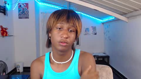 Danielle online show from 02/01/25, 04:03