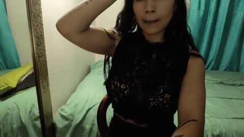 Snapshot of angellaisabella chatting on 02/22/25, 12:27 ANGELA ISABELLA online show from 02/22/25, 12:27