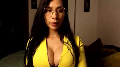  ANGELA ISABELLA  online show from 01/14/26, 12:27