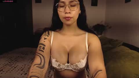 Snapshot of angellaisabella chatting on 06/20/26, 12:30 ANGELA ISABELLA online show from 06/20/26, 12:30