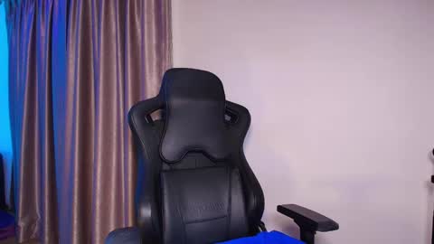 Angie online show from 01/12/25, 12:12